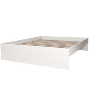 Box sänky avoimella alaosalla. Valkoinen