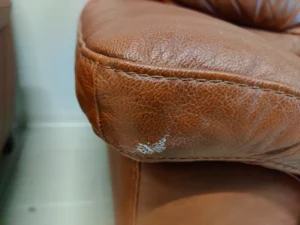 Pohjanmaan kaluste 3-istuttava nahkasohva - vaihtokaluste, käsinoja